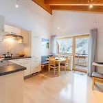 Haus Montana Διαμέρισμα *